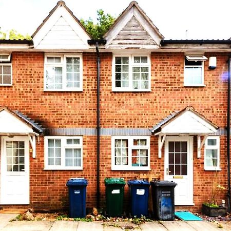 Eagle Drive Lägenhet Hendon Exteriör bild